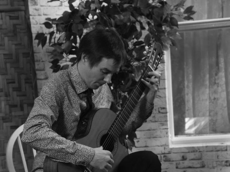 scott spanish guitarist